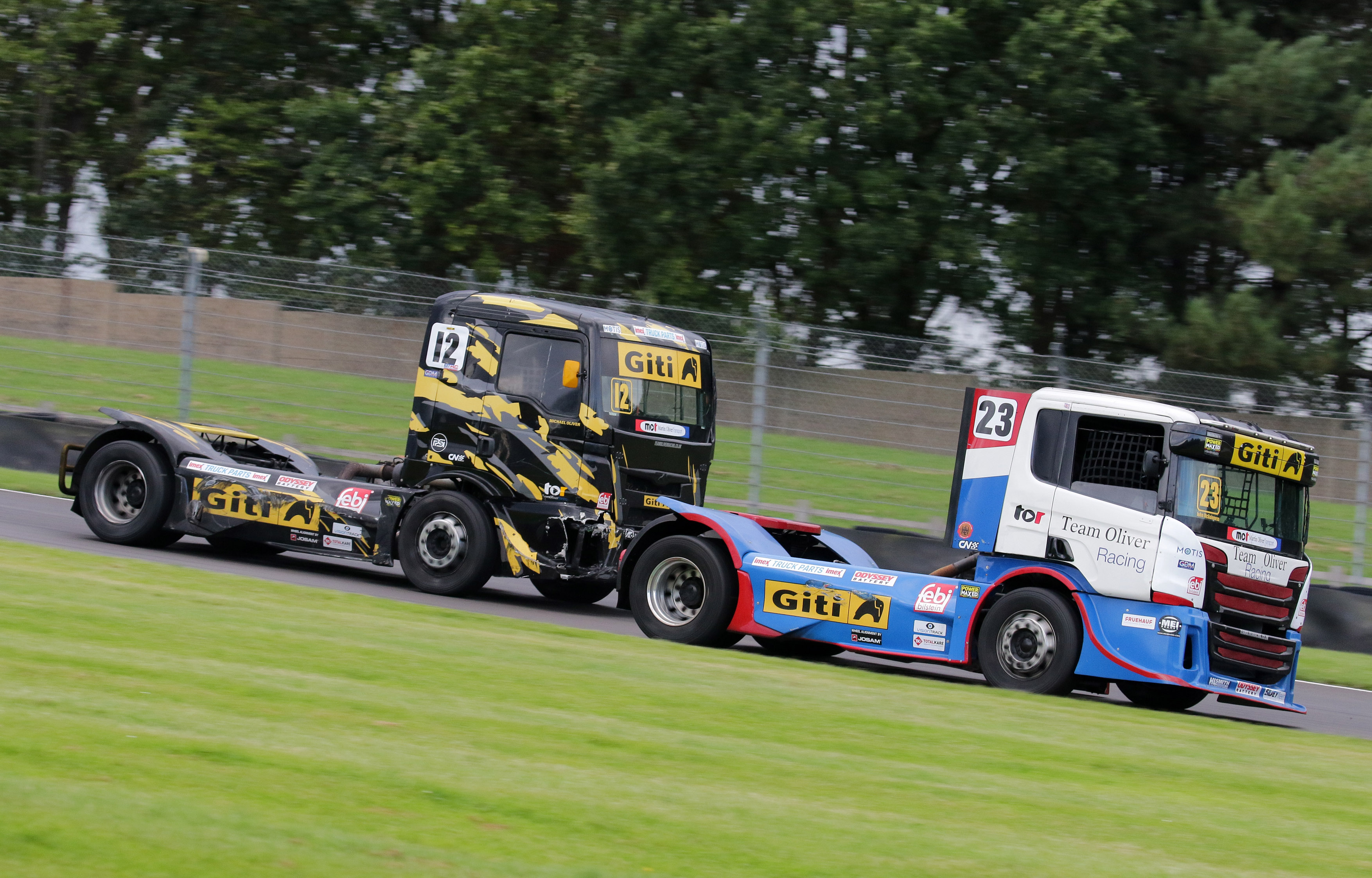 Giti Tire brings guests and a legend to Donington’s Convoy in The Park 2023
